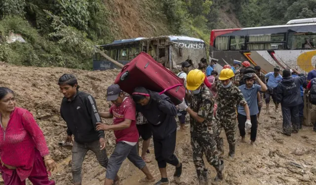 Nepal'de Sel ve Heyelanlar 193 Can Aldı, Ülke Yas Tutuyor!