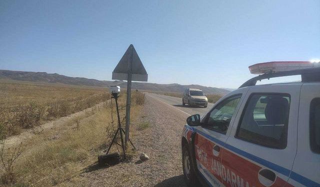 Van'da Trafik Denetimi: 89 Araç Trafikten Men Edildi!