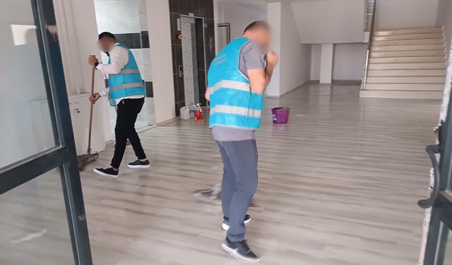 Van'da okullar hükümlülerin dokunuşuyla güzelleşti