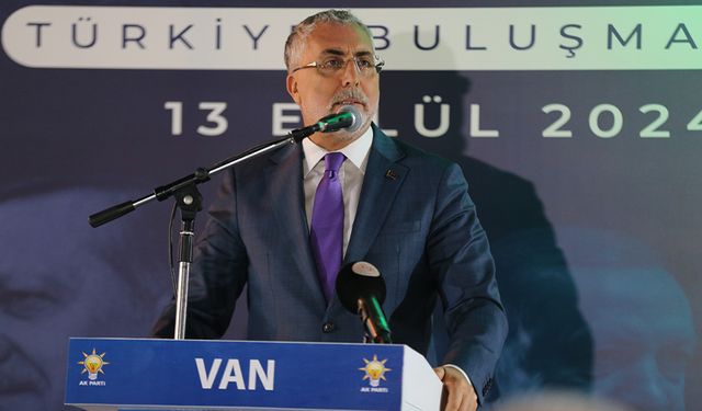 Bakanı Işıkhan Van'da 'Üç Kademe Vefa Buluşması'na katıldı