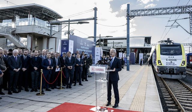 Bakan Uraloğlu: İhracat treni toplam 1549 kilometre yol kat edecek