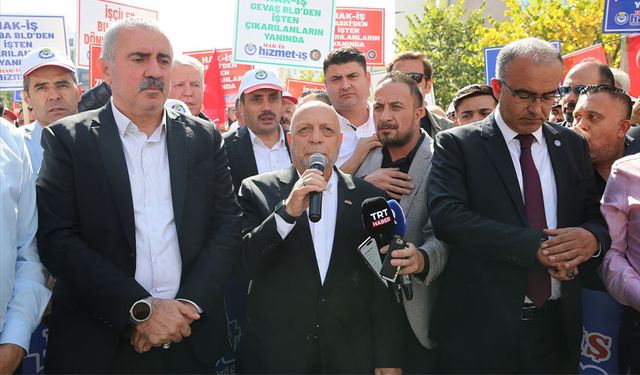 HAK-İŞ Genel Başkanı Mahmut Arslan Van’da konuştu: ‘İşçilerimizin yanında olmaya devam edeceğiz’