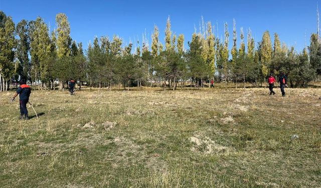 Van'da kaybolan Rojin için aramalar metruk yerlerde yoğunlaştı