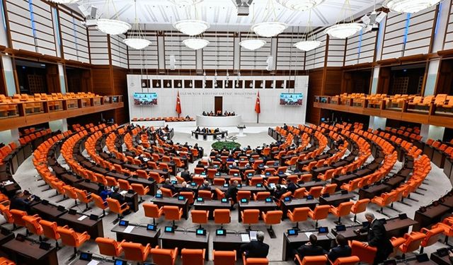 Türk askerinin Lübnan'daki görev süresi 1 yıl daha uzatıldı