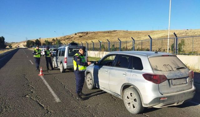 Van’da 142 araç trafikten men edildi