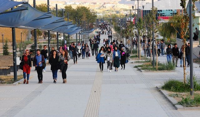 Van YYÜ’nün öğrenci sayısı belli oldu