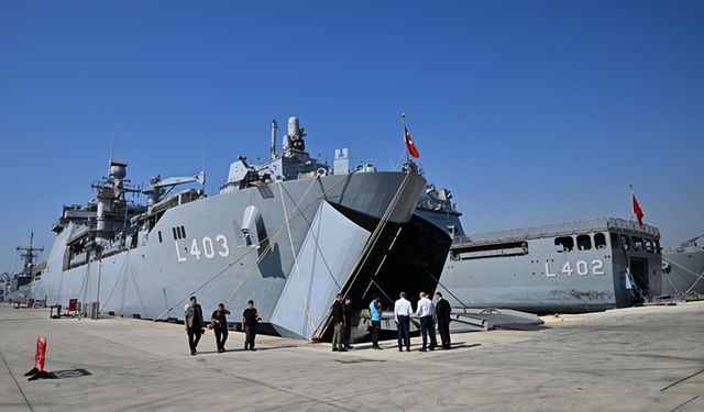 Türkiye'nin gönderdiği insani yardım malzemeleri Lübnan'a ulaştı