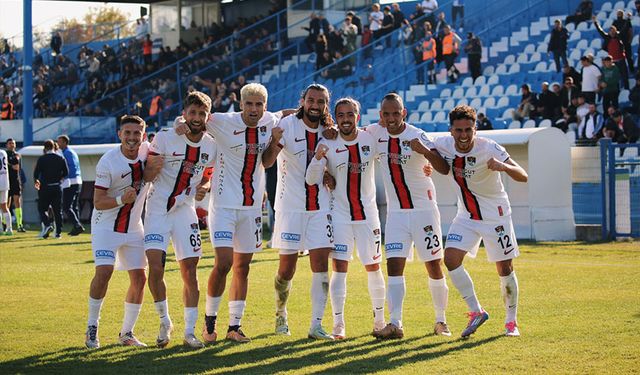 Van Spor FK Somaspor sınavında