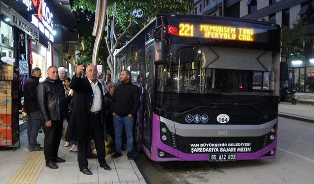 Van'da otobüs seferlerinin yetersizliğine tepki