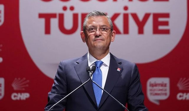 CHP lideri Özgür Özel'den ilk açıklama: 'Uyarıyorum, söz bitmek üzeredir!'