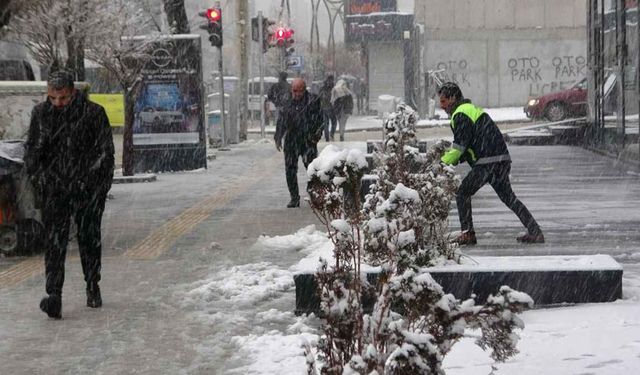 Van’a karlı hava geliyor! Meteoroloji tarih verdi