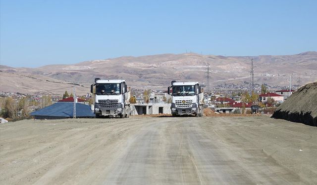 Van’da 20 metre genişliğinde yeni yol yapılıyor