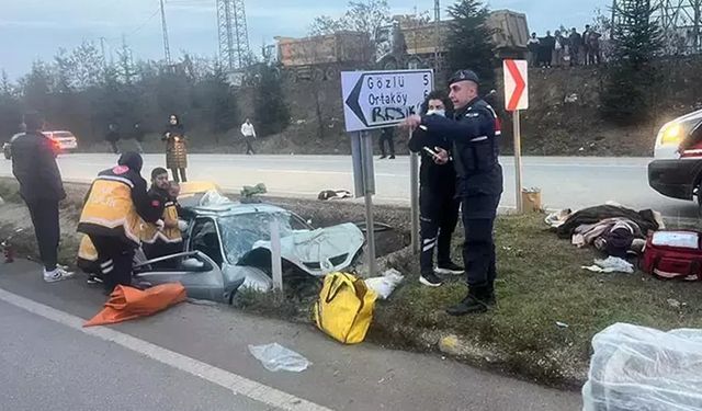 Otomobil beton bariyerlere çarptı: 1 ölü, 3 yaralı