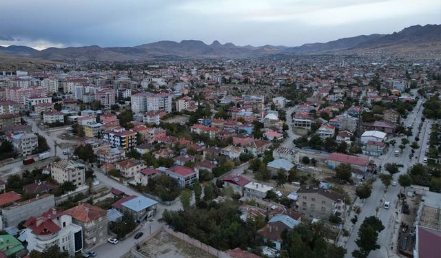 Uzmanından deprem açıklaması: Van’da yapılar risk unsuru olmaktan çıkarılmalı!