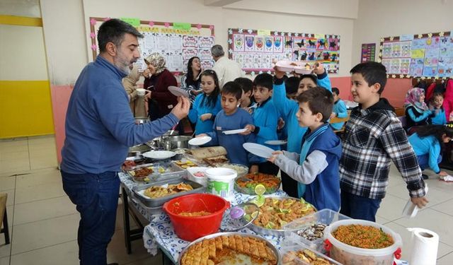 Van’da "Yerli Malı Haftası" coşkusu