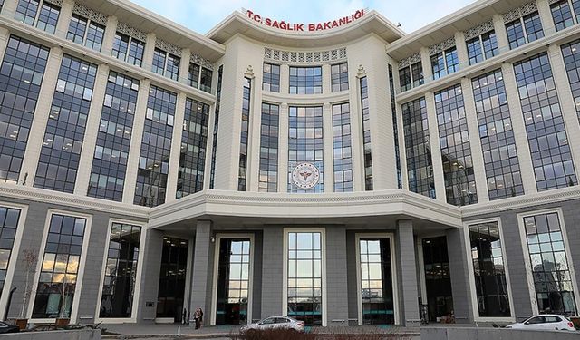 Sağlık Bakanlığı, Devlet Hizmeti Yükümlülüğü Kurası'na ilişkin boş kadroları yayımladı