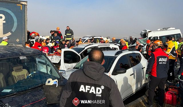 Van'da zincirleme kazalara karışan araç sayısı belli oldu