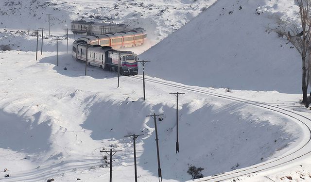 Turistik Doğu Ekspresi seferleri 23 Aralık'ta başlayacak