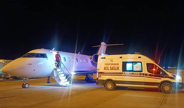 Van'da immün yetmezliği tanısı konulan bebek, ambulans uçakla İstanbul'a sevk edildi