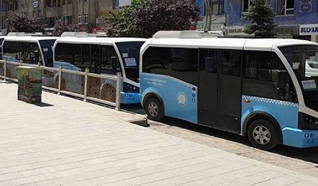 Hakkari'de toplu taşımaya zam yapıldı