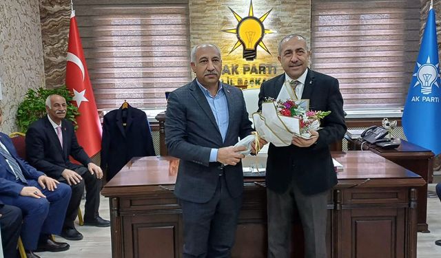 Van'da MHP heyetinden AK Parti'ye ziyaret