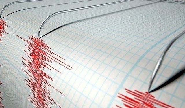 Akdeniz'de iki deprem