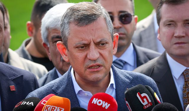 CHP Genel Başkanı Özel, tutukluları ziyaret etti
