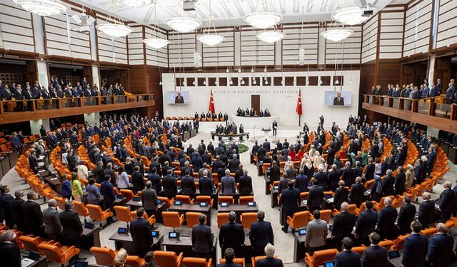 Devlet memuru olmaya yaş sınırı geliyor: Teklif TBMM'de