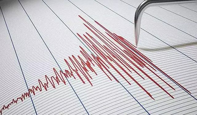 İstanbul'da 4.9 büyüklüğünde bir deprem daha