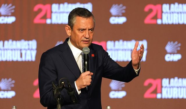 Özgür Özel, yeniden CHP Genel Başkanı seçildi