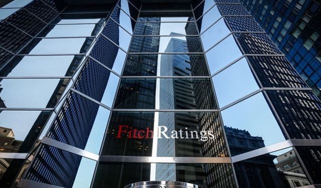 Fitch, Türkiye'nin kredi notunu teyit etti