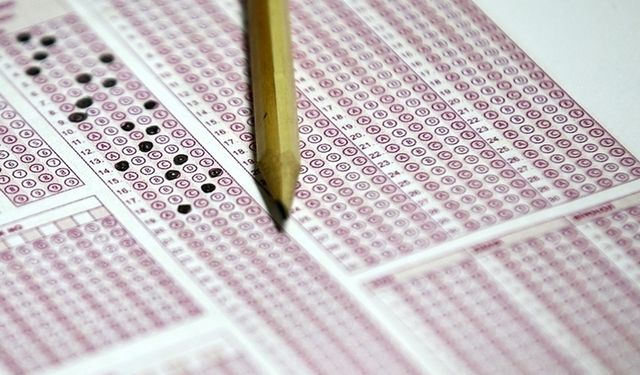 Yabancı Dil Bilgisi Seviye Tespit Sınavı yapıldı
