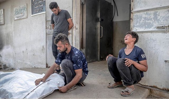İsrail Gazze'de yardım bekleyen Filistinlilere ateş açtı