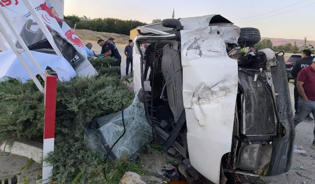 Van'da kaza: 4 yaralı