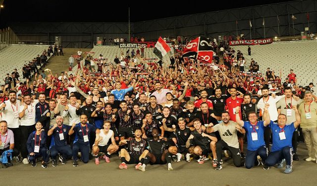 Vanspor Teknik Direktörü Hakan Kutlu galibiyeti armağan etti!