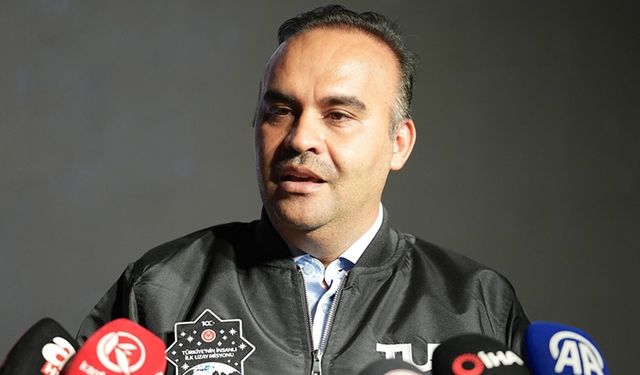 Bakan Kacır: Ay'a milli uzay aracımızla gideceğiz