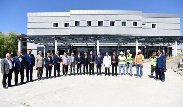 Van YYÜ’de sağlık ve eğitimde yeni adımlar