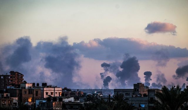 İsrail'in ateşkese rağmen Gazze kentinin doğusuna saldırdı