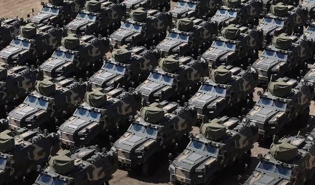 Türk zırhlısı Macaristan'da sahaya çıktı, sayısı 5'e katlanacak