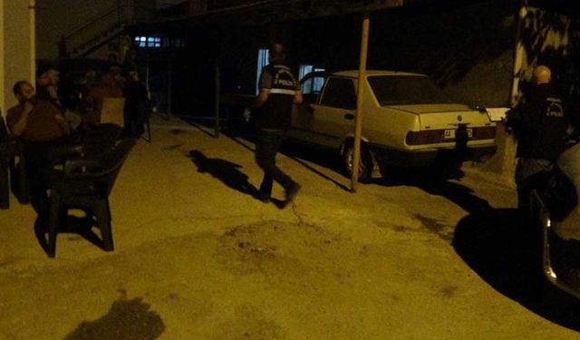 Yaşlı bir kadın evinde ölü bulundu