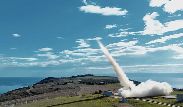 Türk savunma sanayisinden yeni balistik füze testi