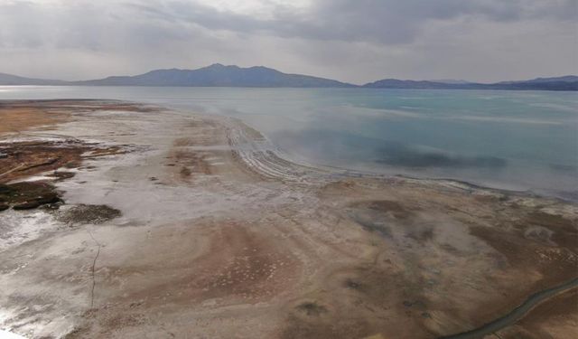 Erçek Gölü son 30 yılda büyük çekilme yaşadı