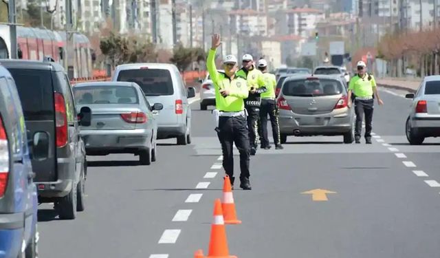 Trafikte bunu yapanlar yandı! Cezası artırılıyor