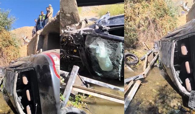 Yüksekova-Van kara yolunda kontrolden çıkan otomobil dereye uçtu