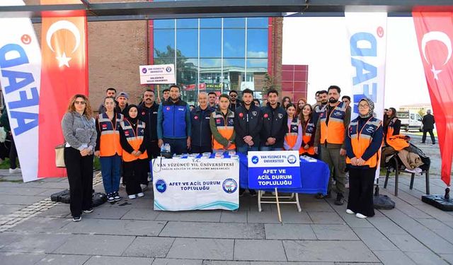 Van depreminde evde unutuldu, yıllar sonra AFAD gönüllüsü oldu