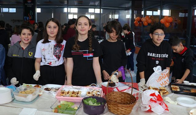Van'da lösemili çocuklar için kermes düzenlendi