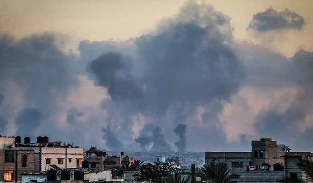 İsrail, Gazze'deki ateşkesi ihlal etmeye devam ediyor