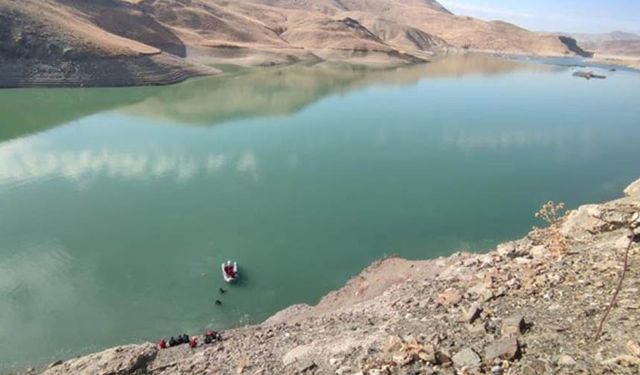Otomobilin baraja uçtuğu kazada ölenlerin kimlikleri belirlendi