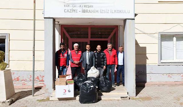 Kızılay’dan Çatak’taki öğrencilere anlamlı destek