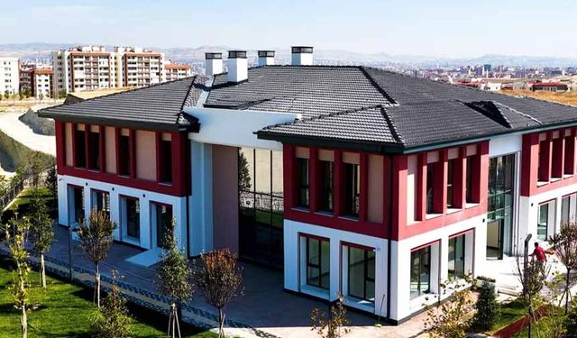 Murat Kurum: Yüzyılın Konut Projesi’nde bir ilk!